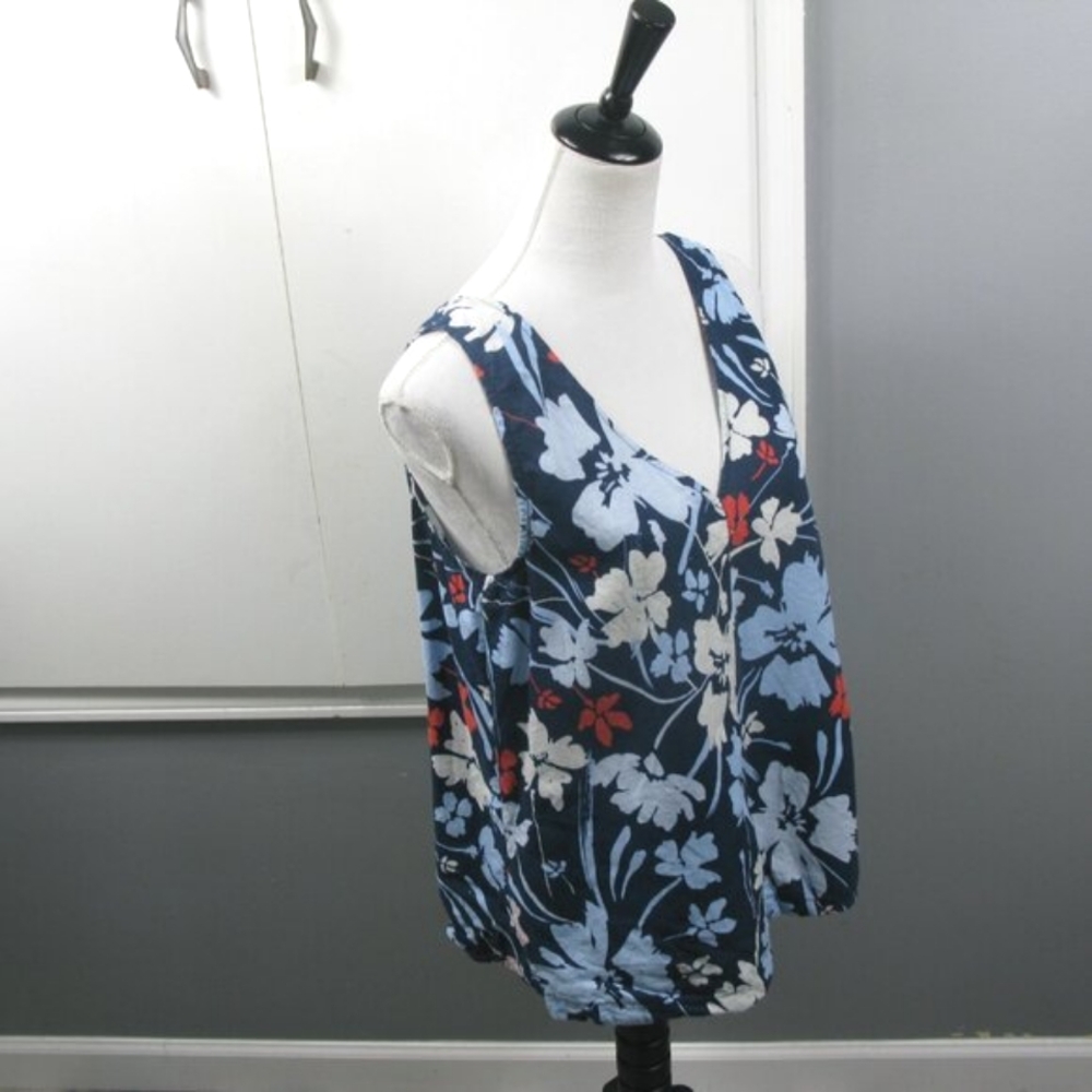 Time and Tru Navy Blue Floral Linen Blend Sleeveless Blouse Size Medium - Picture 4 of 5